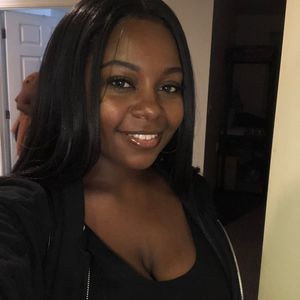 Meet your Posher, Nia